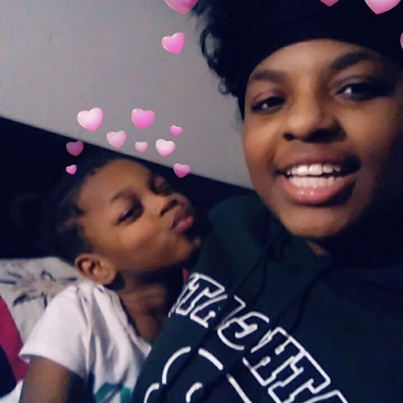 Meet the Posher Other - Meet your Posher, Michelle